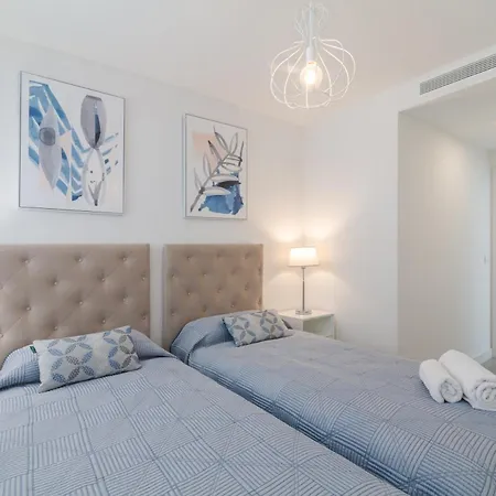 Oasis 325 First Floor Estepona