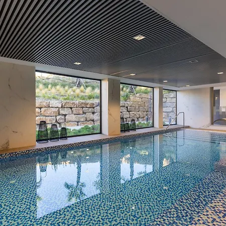 Oasis 325 First Floor
